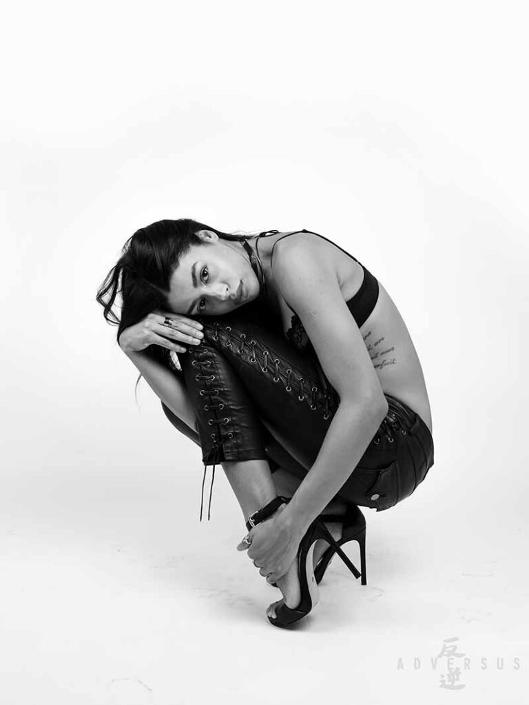 ADVERSUS Featured Model – Photo: Alessio Cristianini