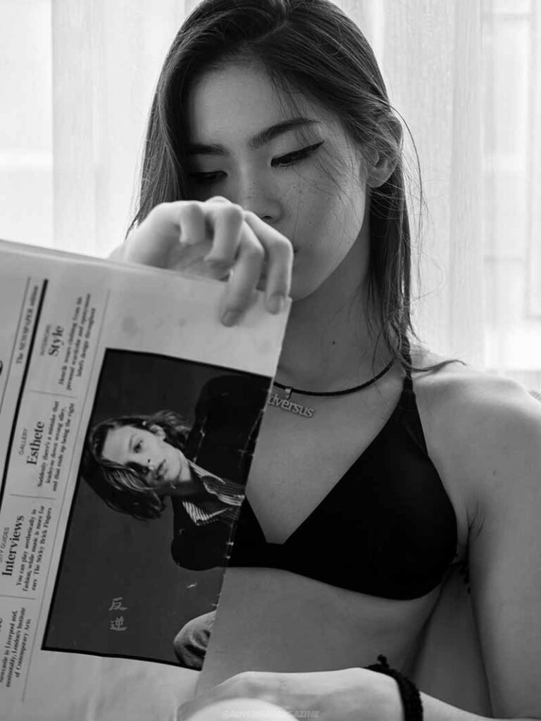 ADVERSUS Featured Model – Photo: Alessio Cristianini