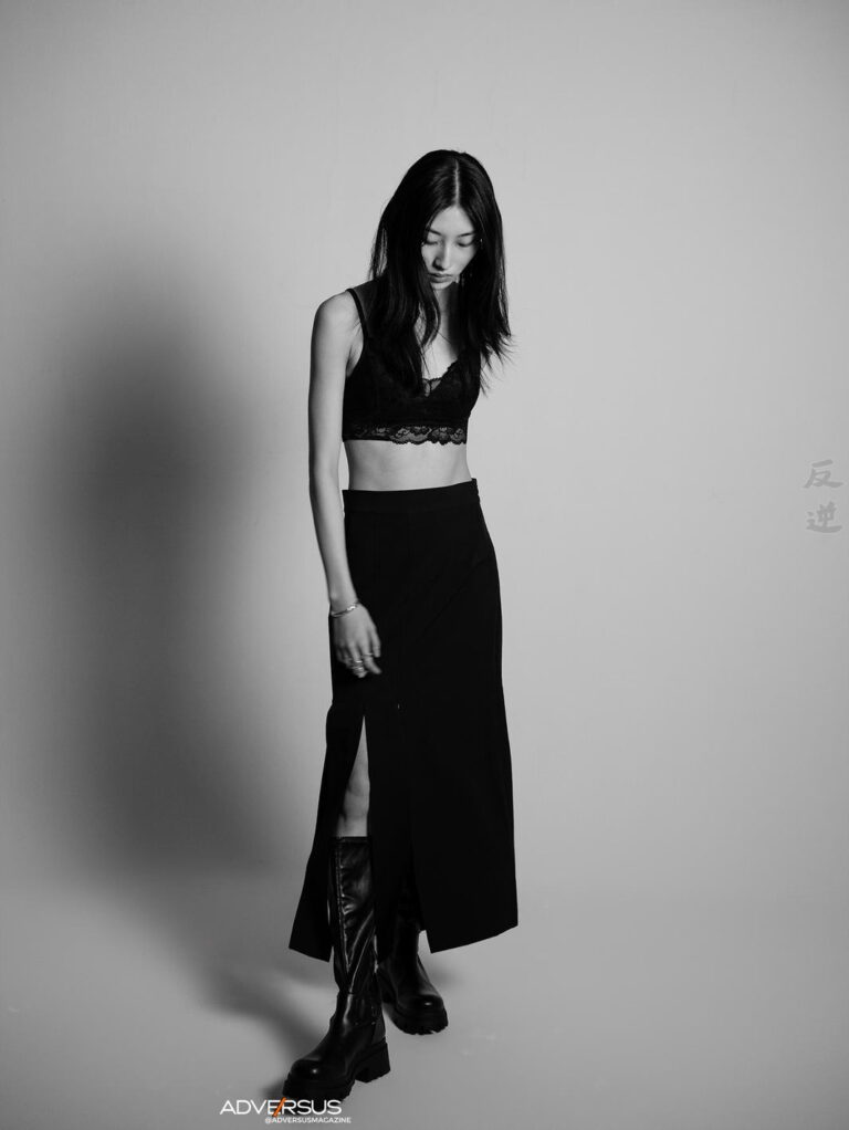 ADVERSUS Featured Model – Photo: Alessio Cristianini