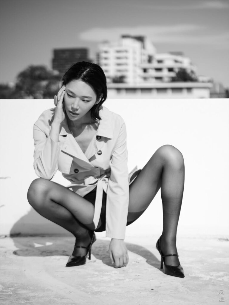 ADVERSUS Featured Model – Photo: Alessio Cristianini